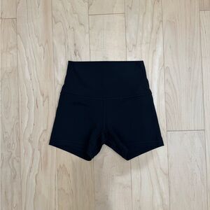 Lululemon align 4” short